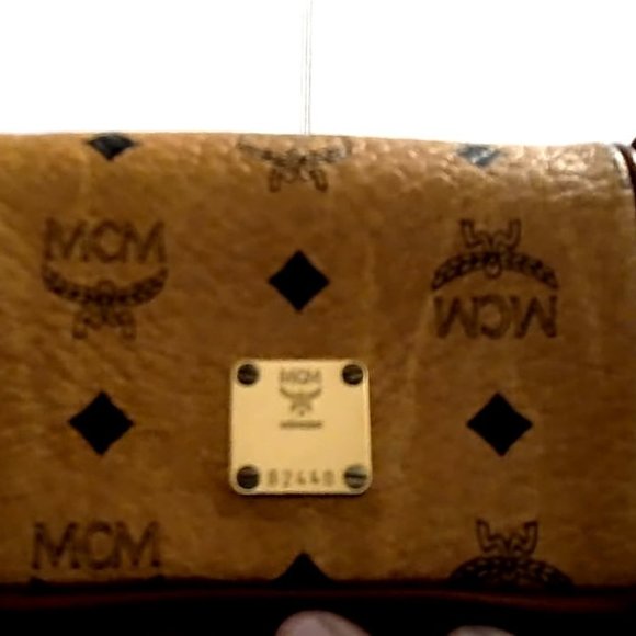 MCM crossbody - Picture 1 of 3
